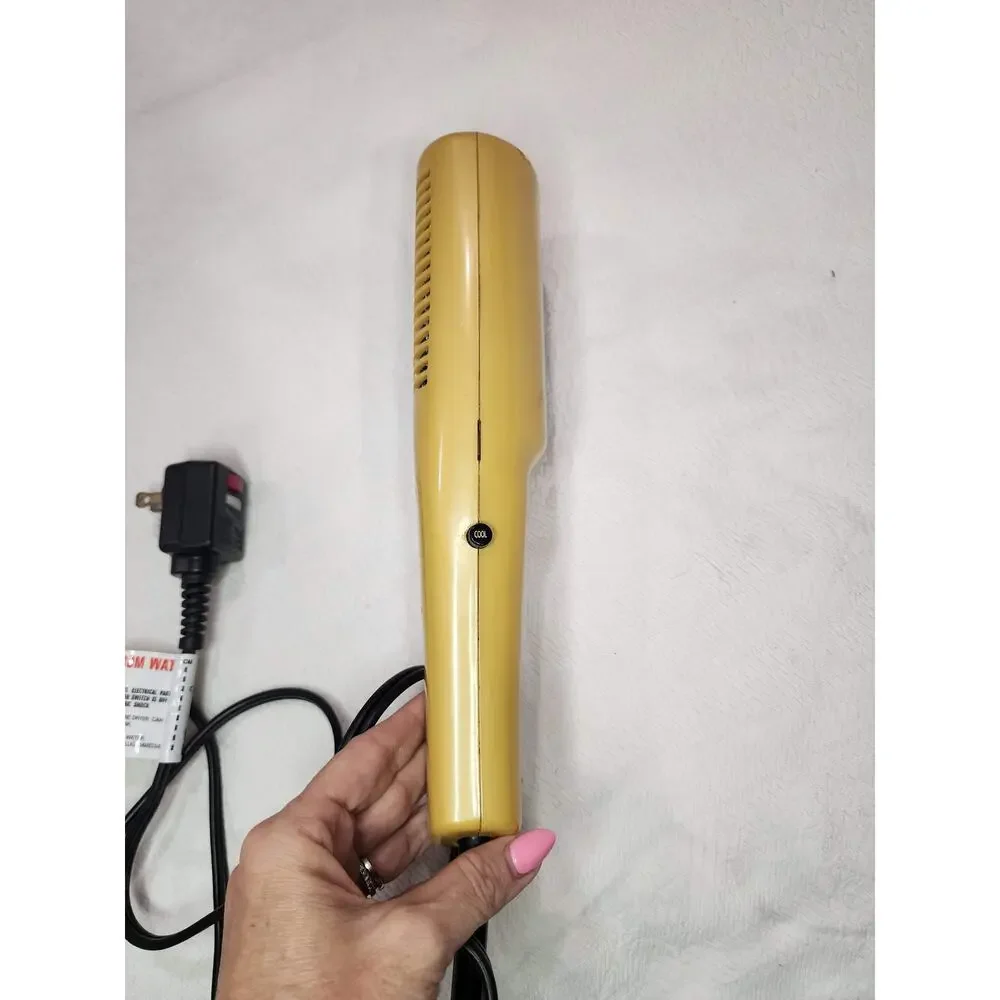 Andis HS-2 Dual-Voltage Styling Hair Dryer Comb